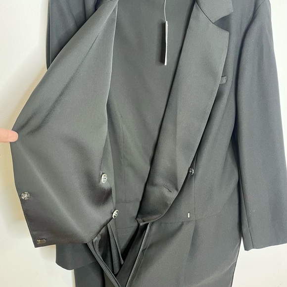 Banana Republic 3/4 Sleeve Tuxedo Jumpsuit NWT - Picture 9 of 13